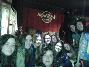 Hard Rock Café. Gruta (3)