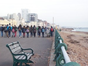 paseo al lado del mar.Brighton2